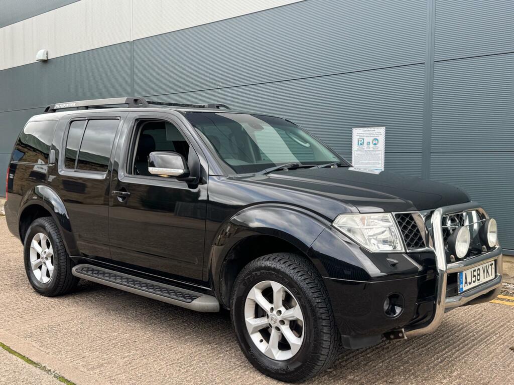 Nissan Pathfinder Mammoth Sports Adventure Black #4