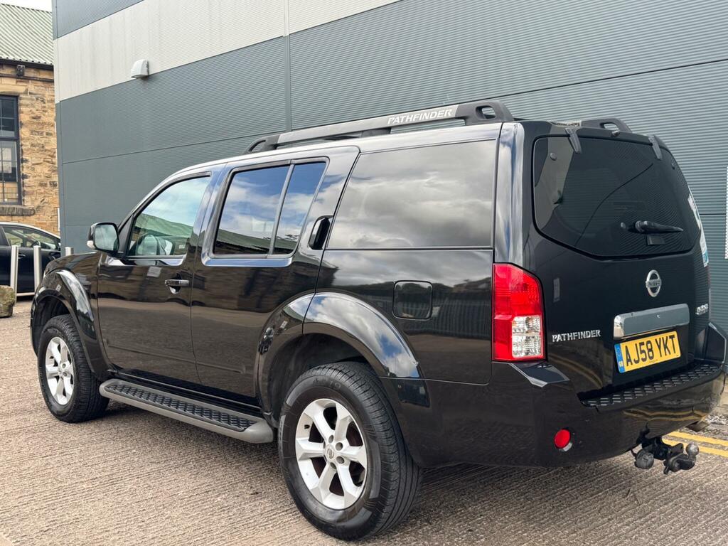 Nissan Pathfinder 2009 09 2.5 Black #31