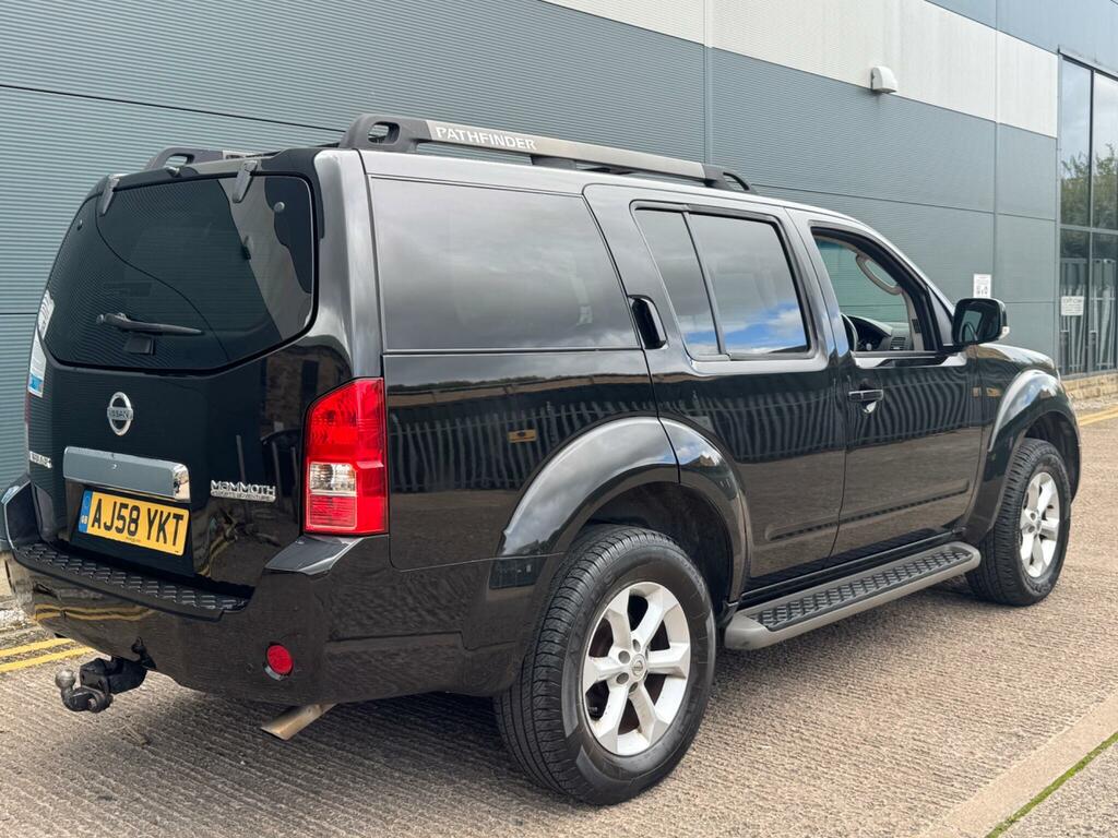 Nissan Pathfinder 2009 09 2.5 Black #9