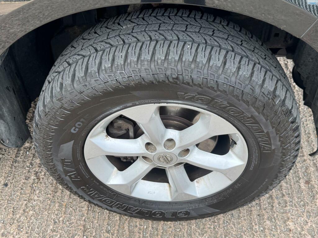 Nissan Pathfinder 2009 09 2.5 Black #18