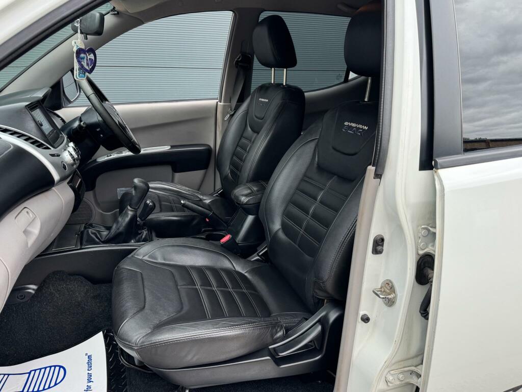 Mitsubishi L200 Dcab Di-d Warrior II 4Wd 176Bhp 2010 White #29