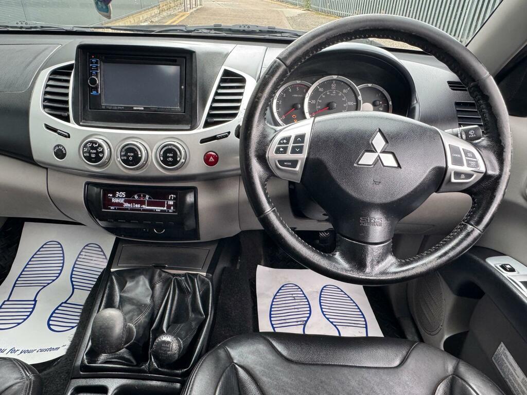 Mitsubishi L200 Dcab Di-d Warrior II 4Wd 176Bhp 2010 White #33