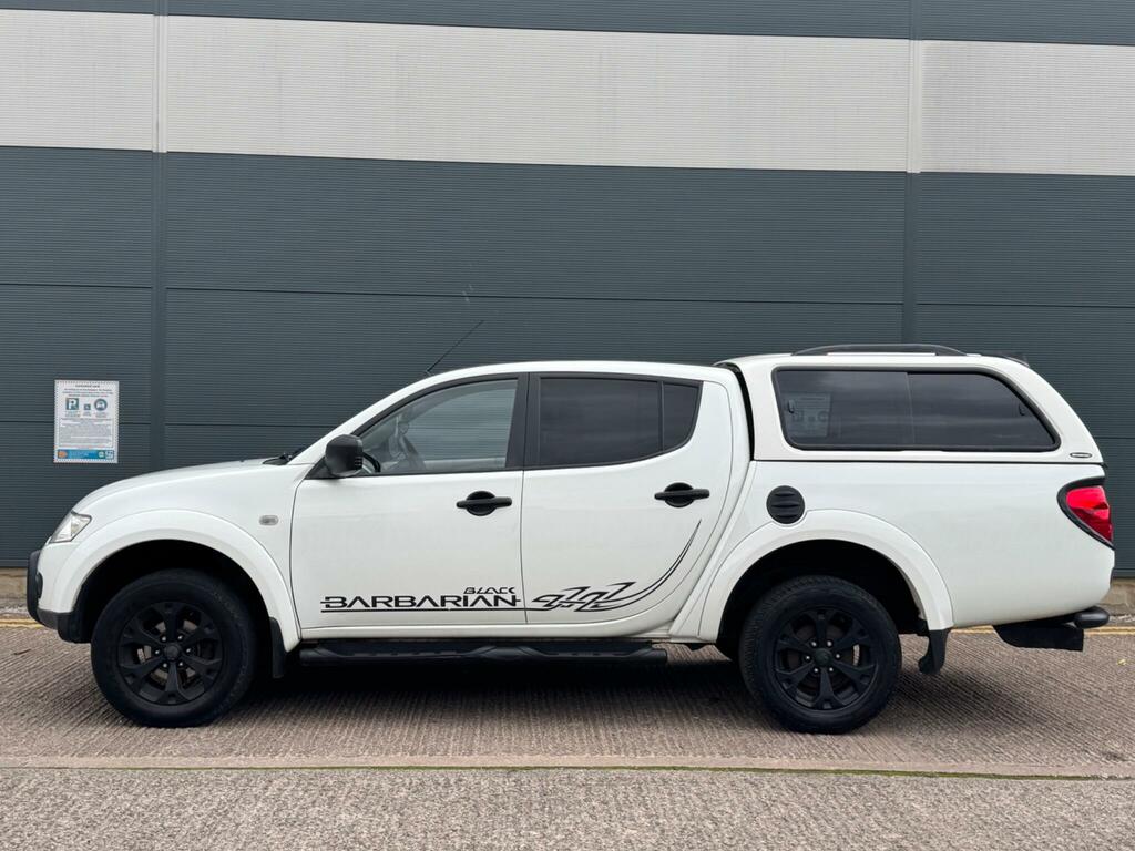 Mitsubishi L200 Dcab Di-d Warrior II 4Wd 176Bhp 2010 White #21
