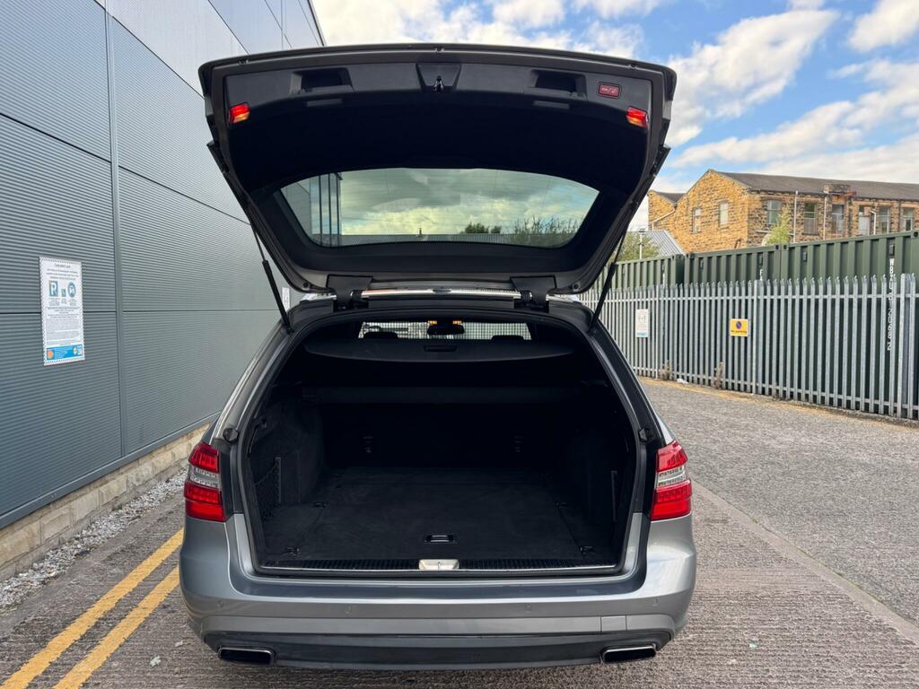 Mercedes-Benz E Class Estate 3.0 E350 Cdi V6 Blueefficiency Sport Editio Silver #33