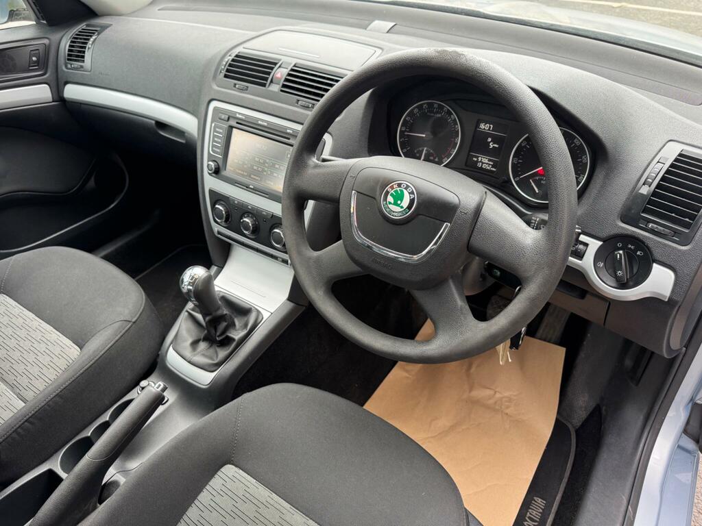Skoda Octavia 1.9 Tdi Ambiente Euro 4 Silver #12