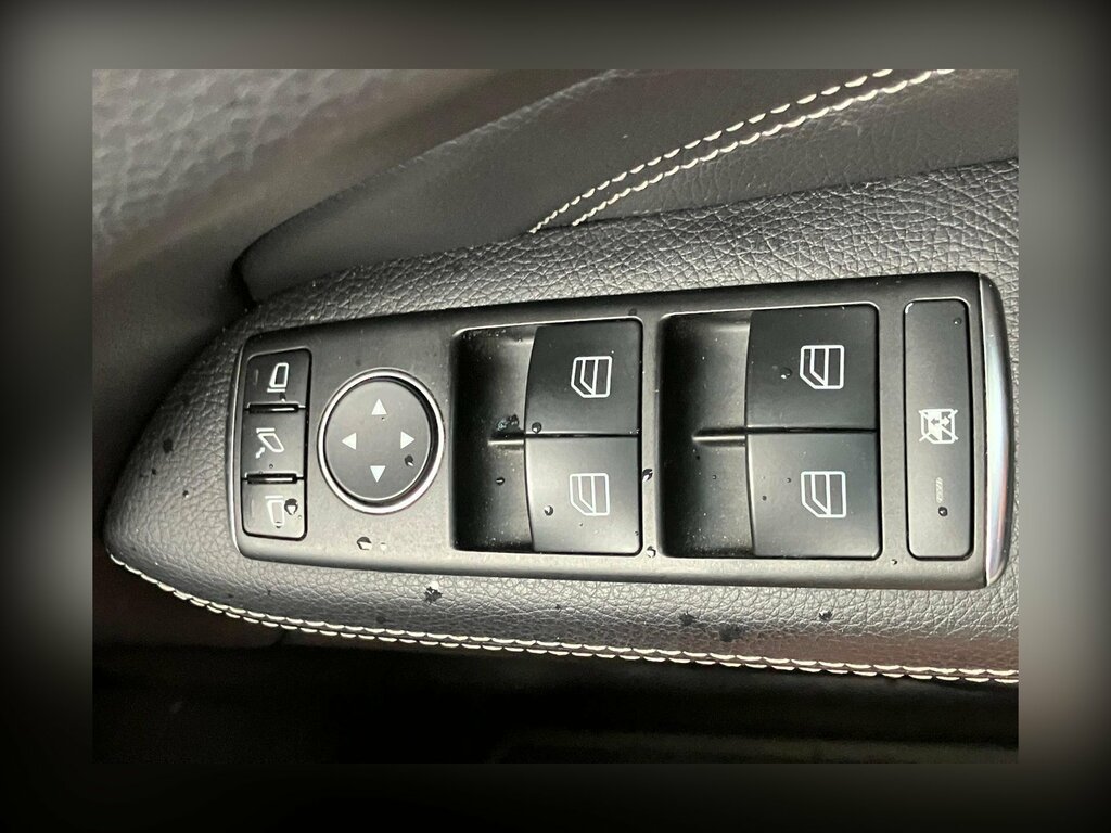 Mercedes-Benz M Class  Black #18
