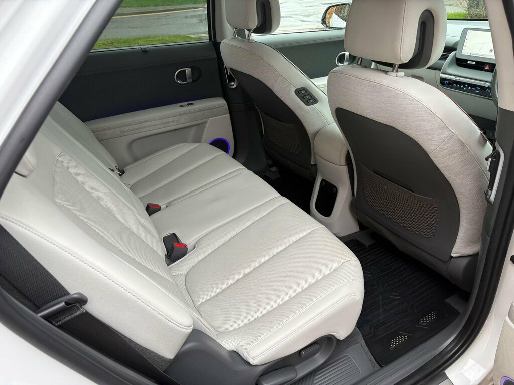 Hyundai Ioniq 5 Hatchback White #23