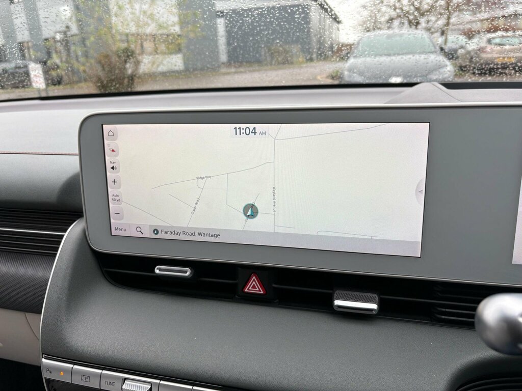 Hyundai Ioniq 5 Hatchback White #56
