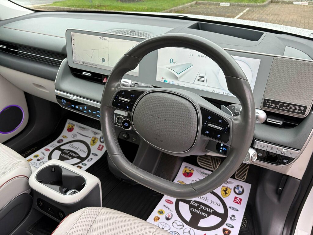 Hyundai Ioniq 5 Hatchback White #19