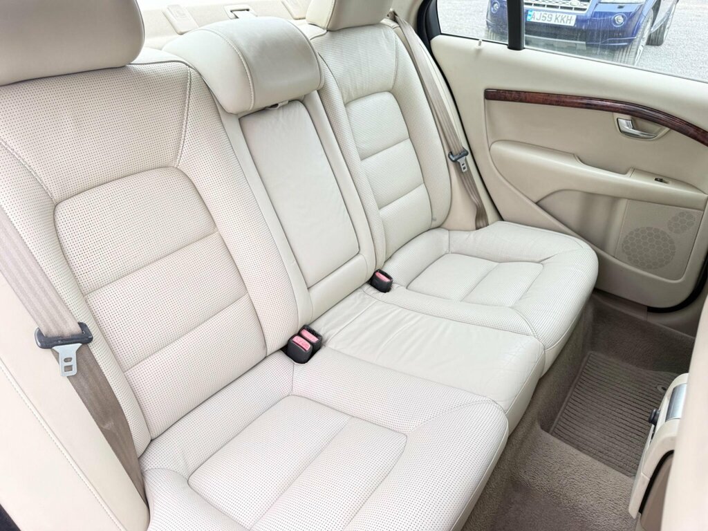 Volvo S80 Saloon Blue #37