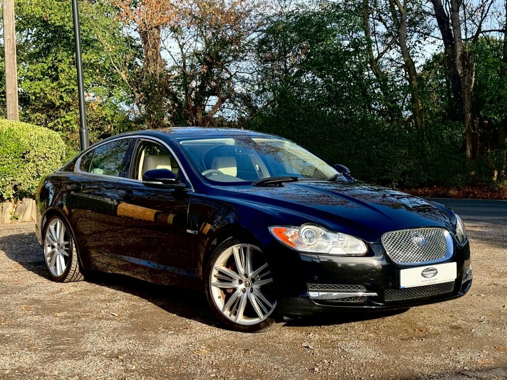 Jaguar XF 3.0D V6 Portfolio Euro 5 Black #4