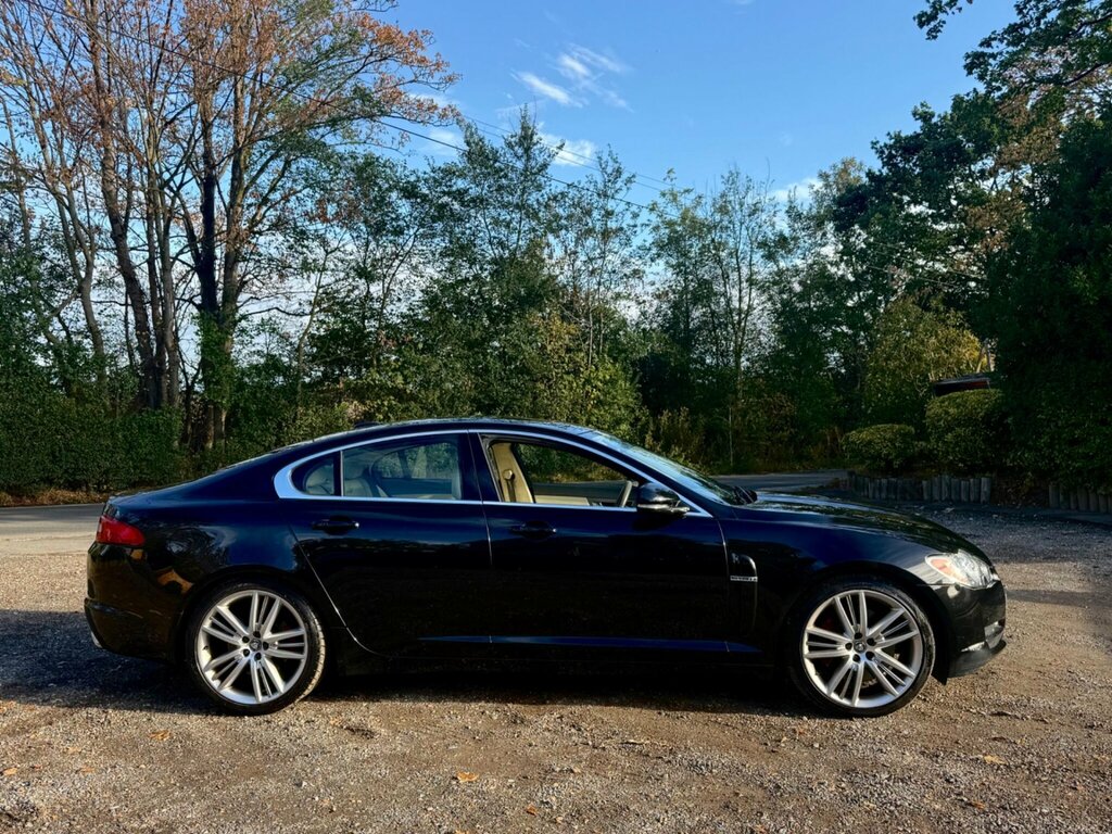 Jaguar XF 3.0D V6 Portfolio Euro 5 Black #6