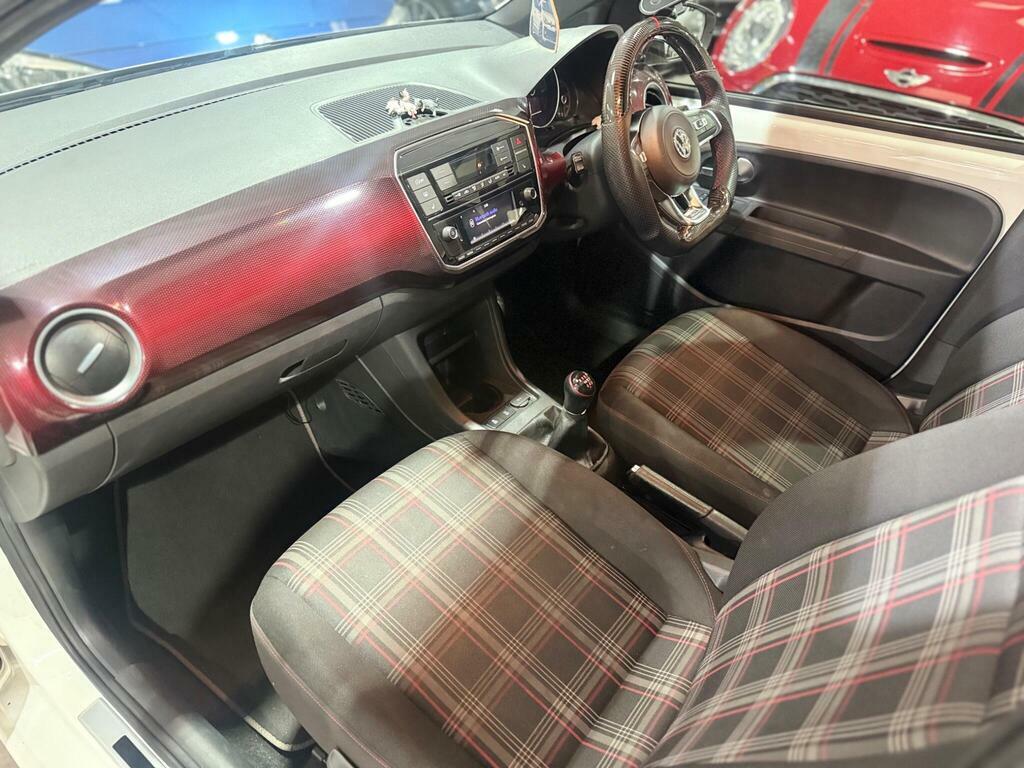 Volkswagen Up Up Black #9