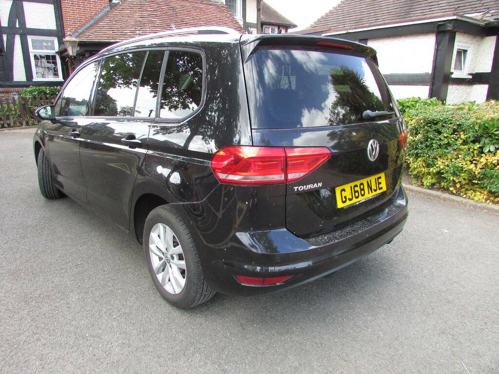 Volkswagen Touran 1.6 Tdi 115 Se Family Black #4