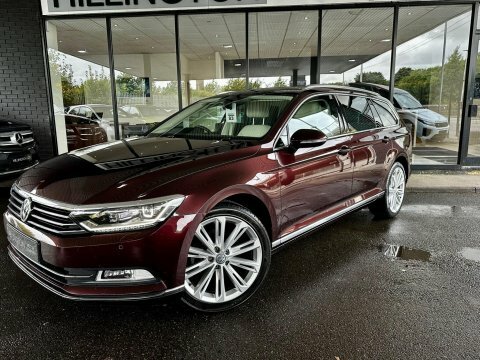 Volkswagen Passat 2.0 Tdi Bluemotion WR65OMG Red #2