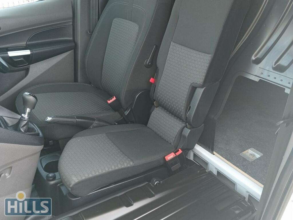 Ford Transit Connect Limited L2 1.5 250 Silver #30