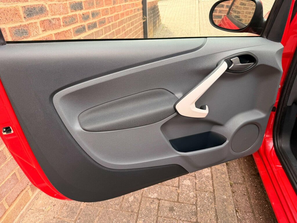 Ford KA 1.2 Edge 69 Bhp Silver #19