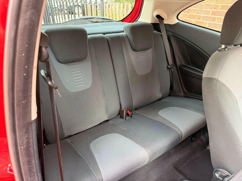 Ford KA 1.2 Edge 69 Bhp Silver #13