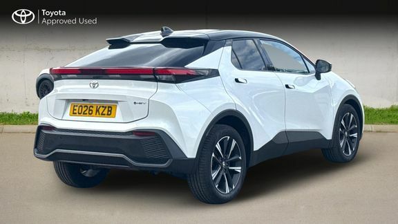 Toyota C-Hr Design Bi-tone White #3