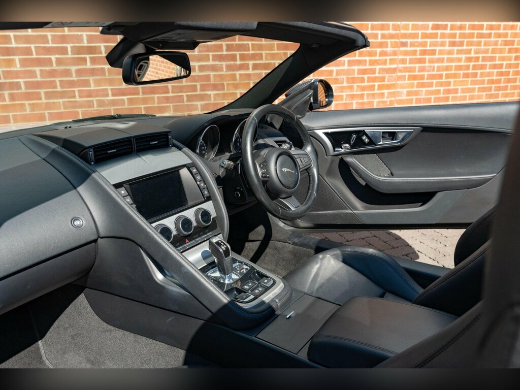 Jaguar F-Type  Black #15