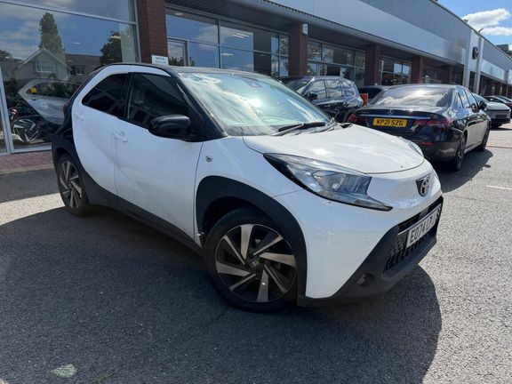 Toyota Aygo X Edge White