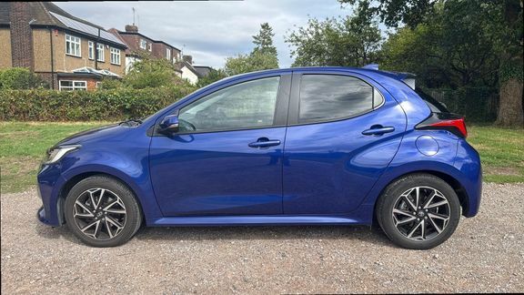 Toyota Yaris Design Hybrid, Navi Blue #6