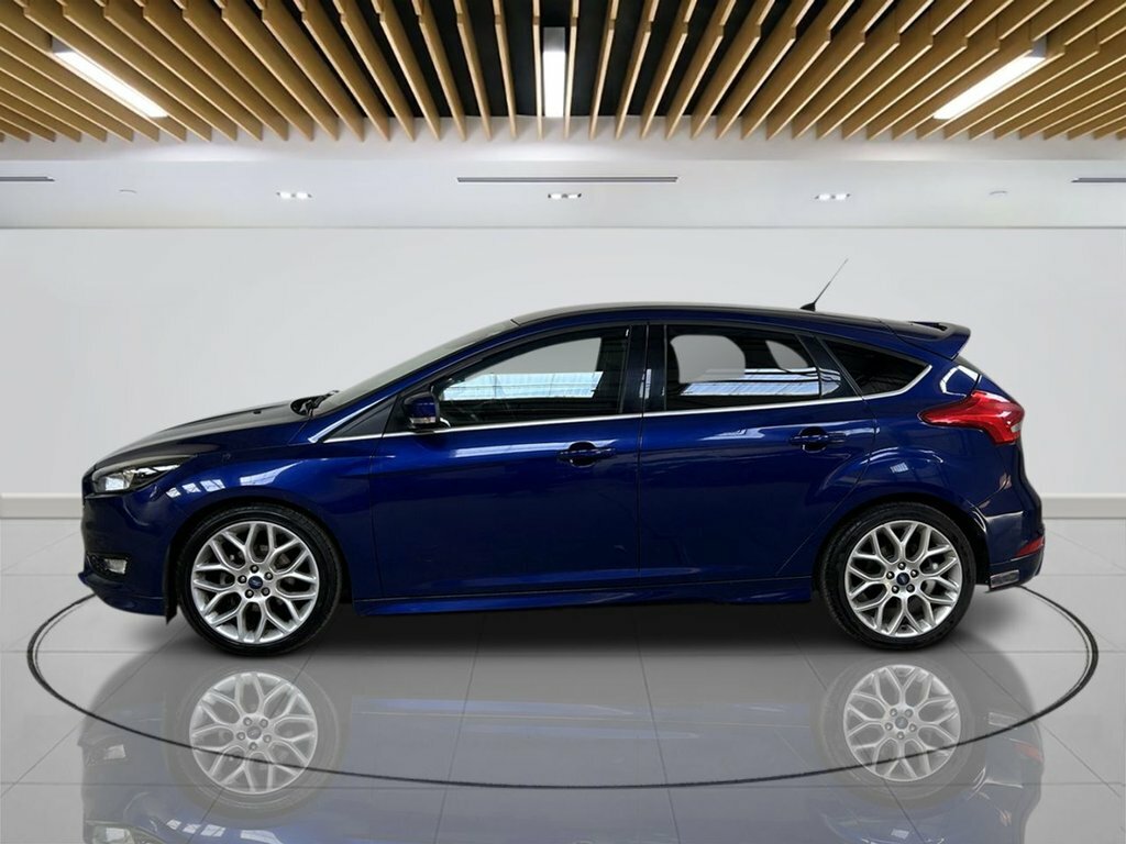 Ford Focus Hatchback SM16UGS Blue #5