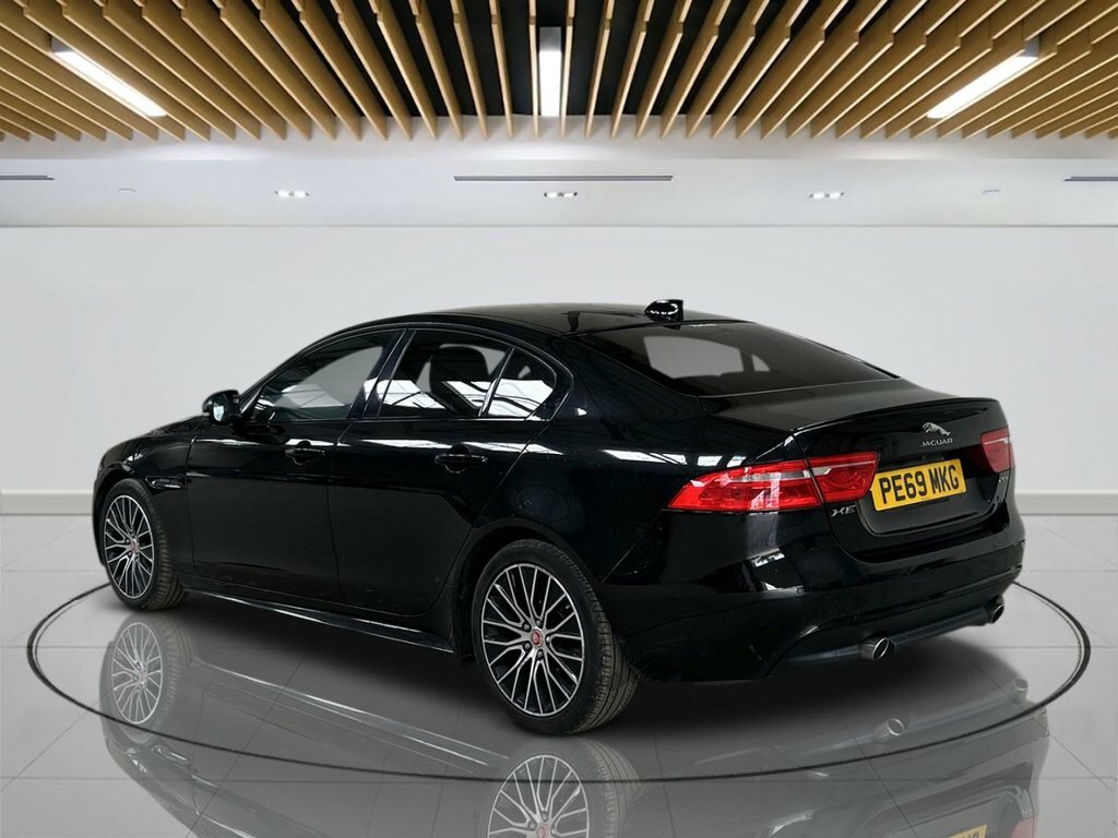 Jaguar XE 2L Landmark PE69MKG Black #6