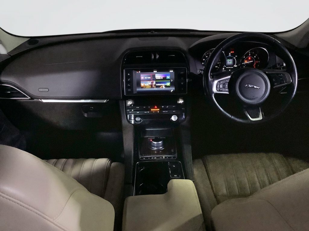 Jaguar F-Pace 2L Portfolio Blue #3