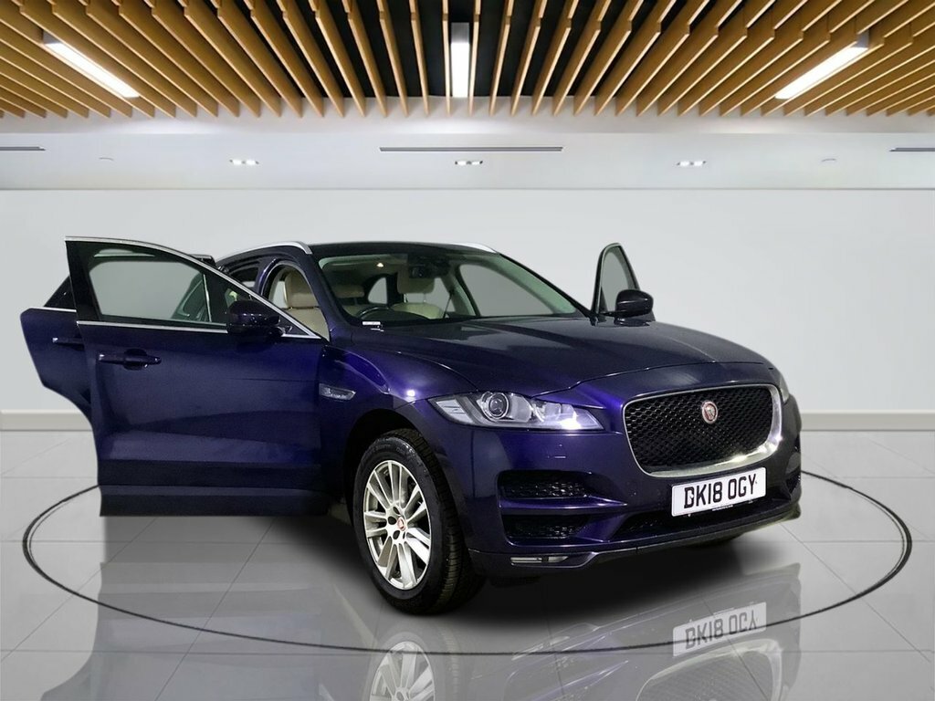 Jaguar F-Pace 2L Prestige Black #9