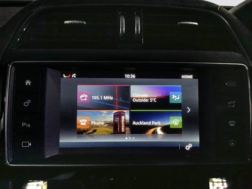 Jaguar F-Pace 2L Prestige Black #19