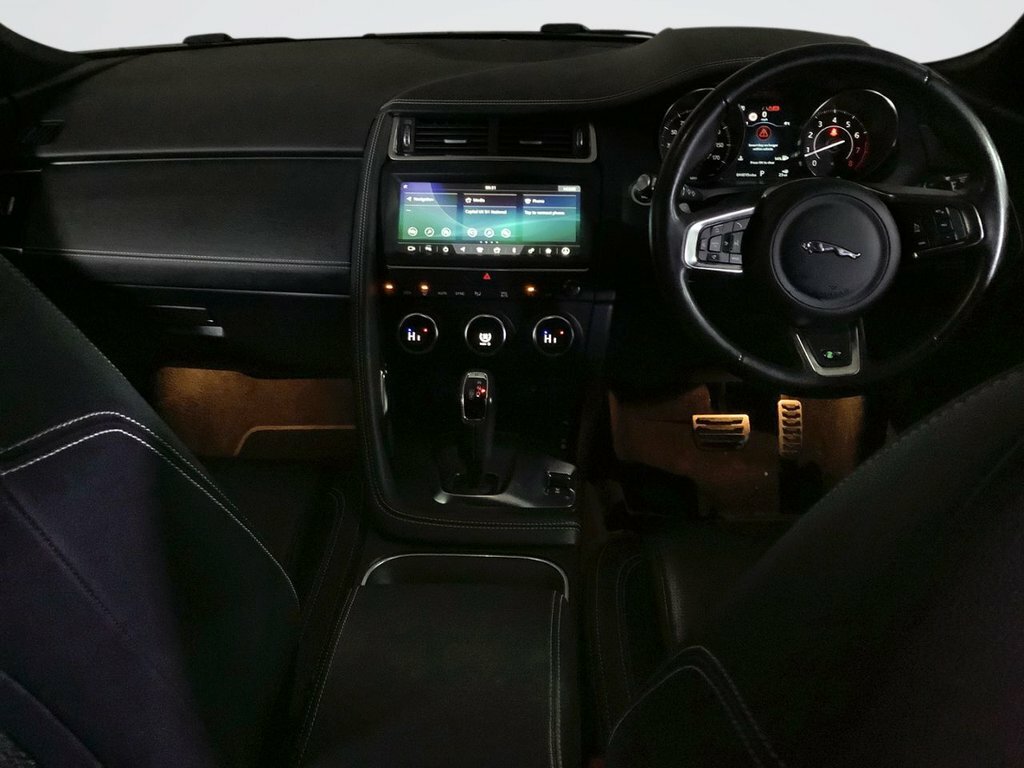 Jaguar E-Pace 2L R-dynamic S Black #3