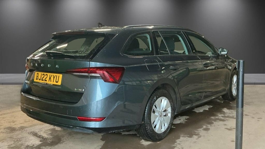 Skoda Octavia 1L Se Technology Grey #4