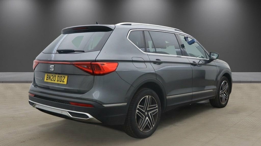 Seat Tarraco Suv White #4