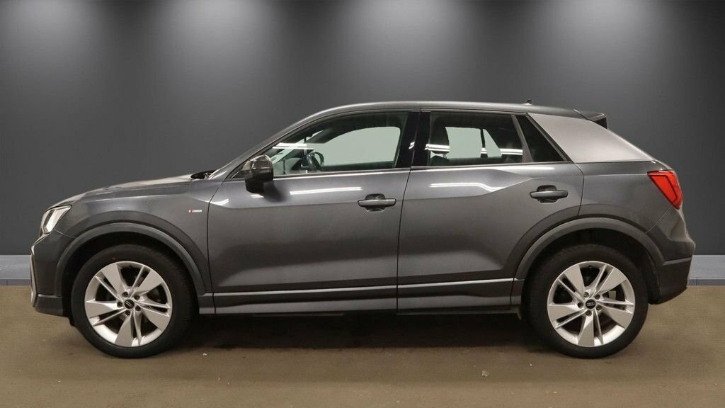 Audi Q2 1L S Line Grey #6