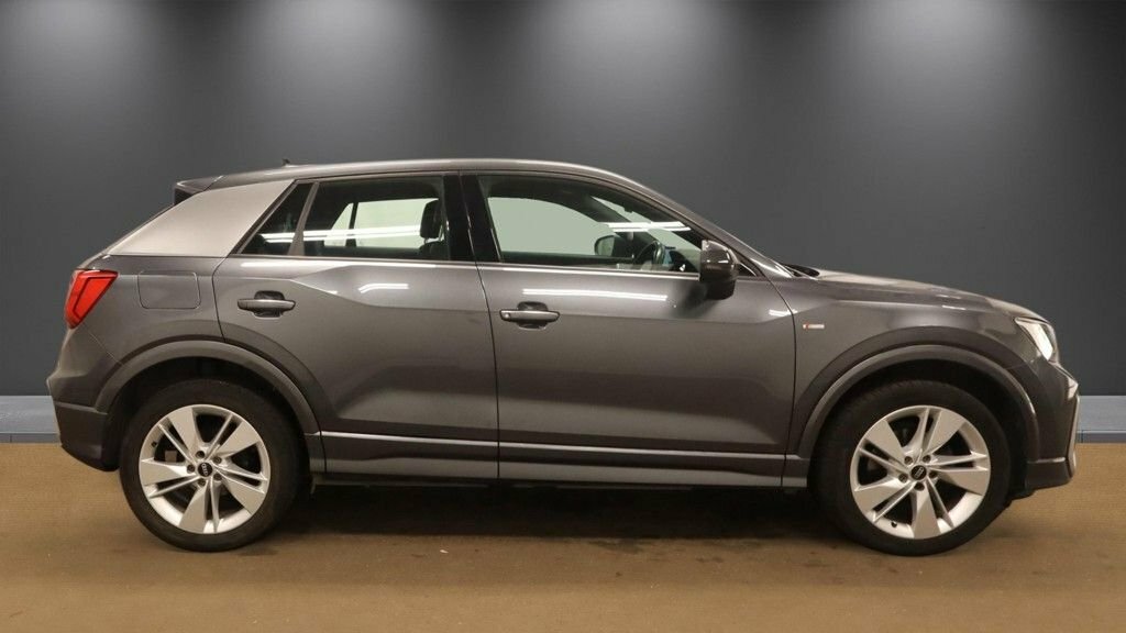 Audi Q2 1L S Line Grey #5