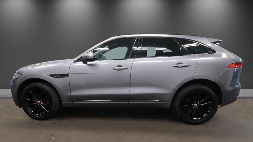 Jaguar F-Pace 2L Chequered Flag Grey #6