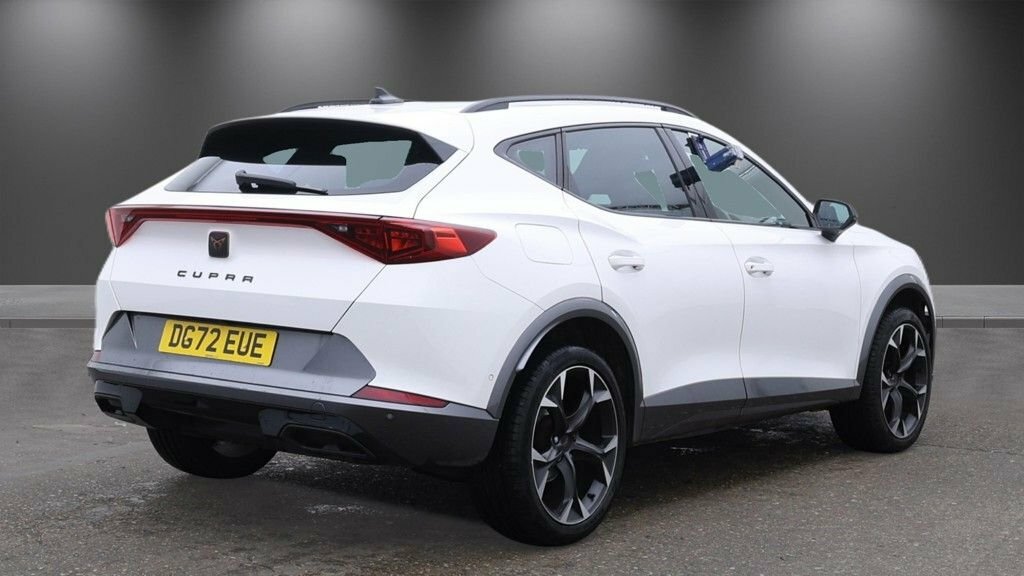 Cupra Formentor 1.5L V2 White #4
