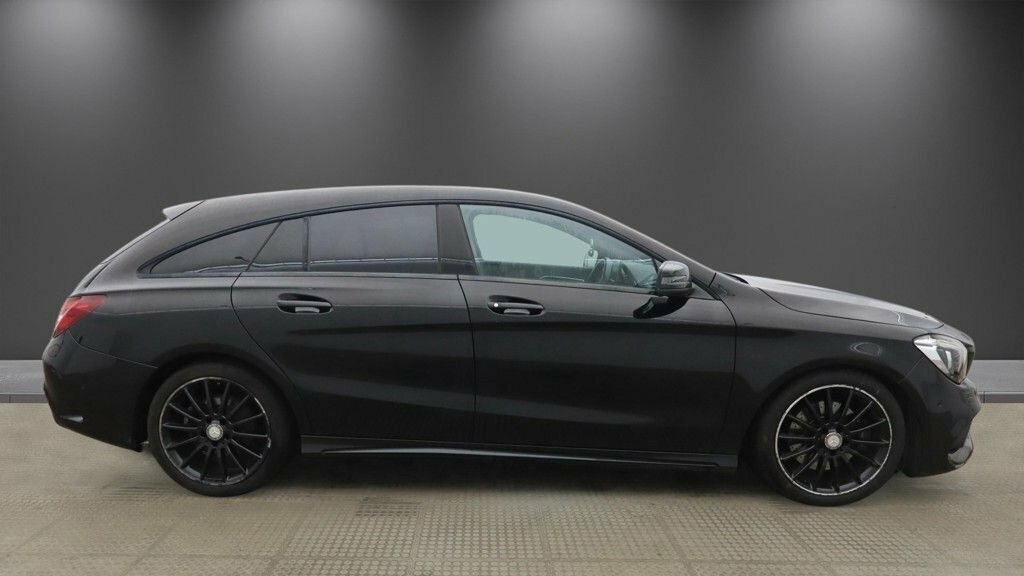 Mercedes-Benz CLA Class 2.1L Amg Line Black #5