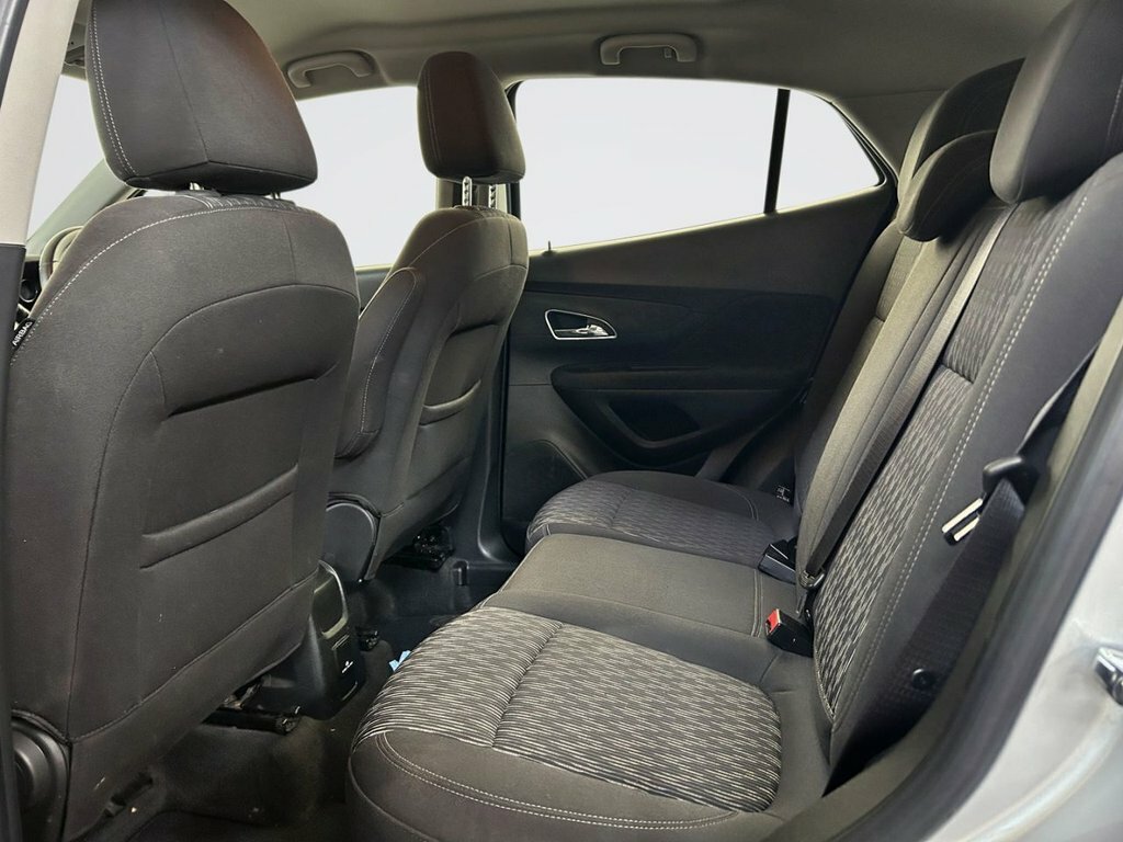 Vauxhall Mokka Hatchback Se Cdti 2014 White #19