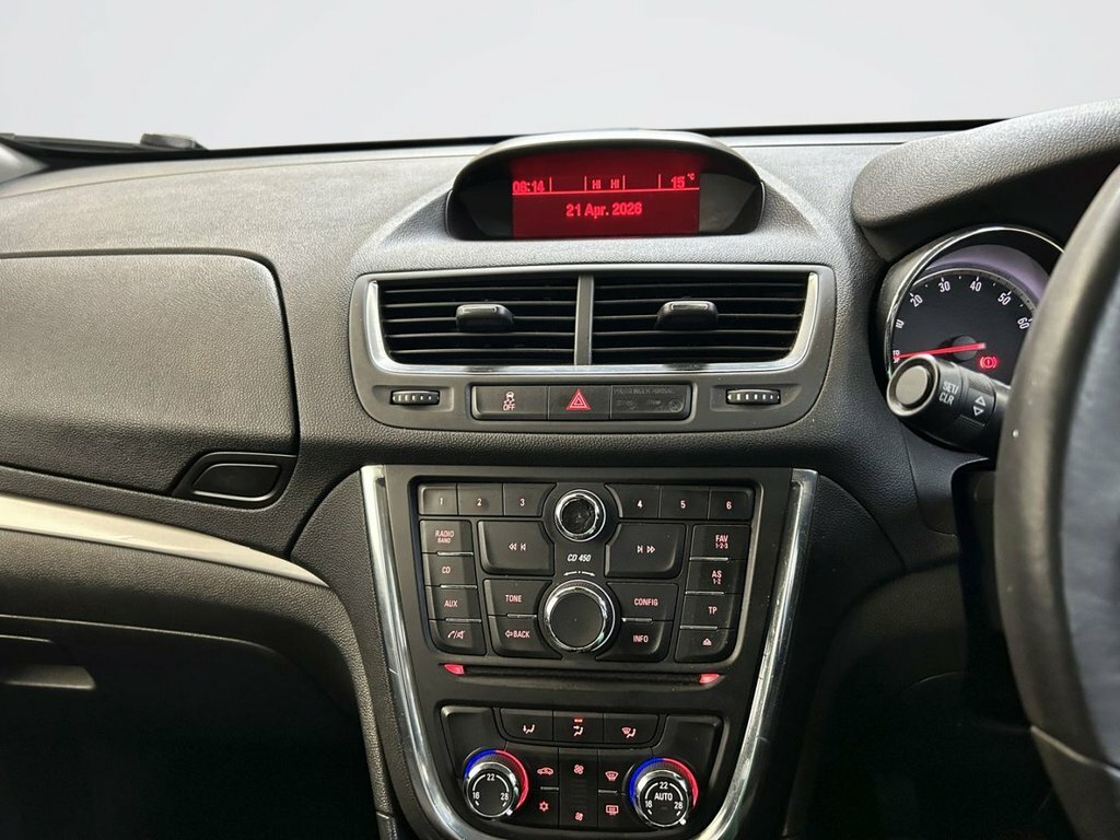 Vauxhall Mokka Hatchback Se Cdti 2014 White #15