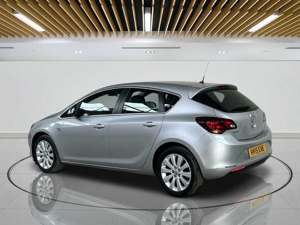 Vauxhall Astra Hatchback Silver #6