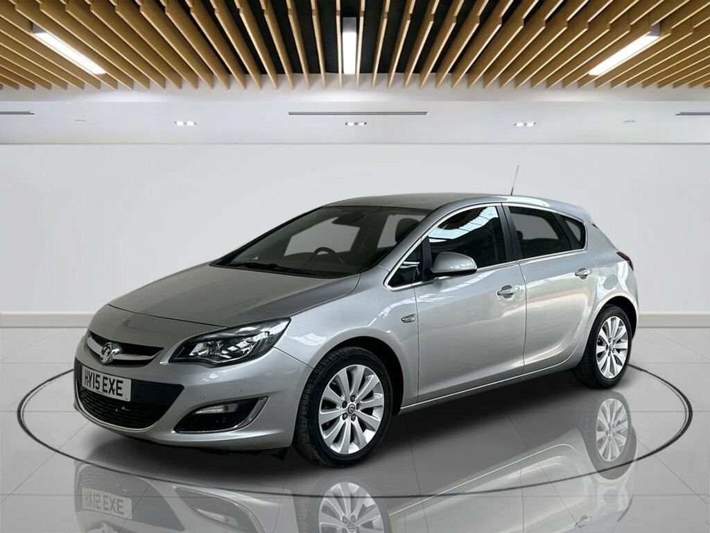 Vauxhall Astra Hatchback Silver #4