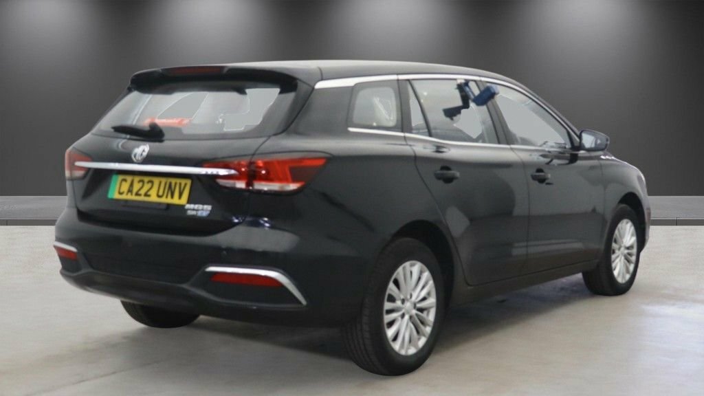 MG MG5 Estate Black #4