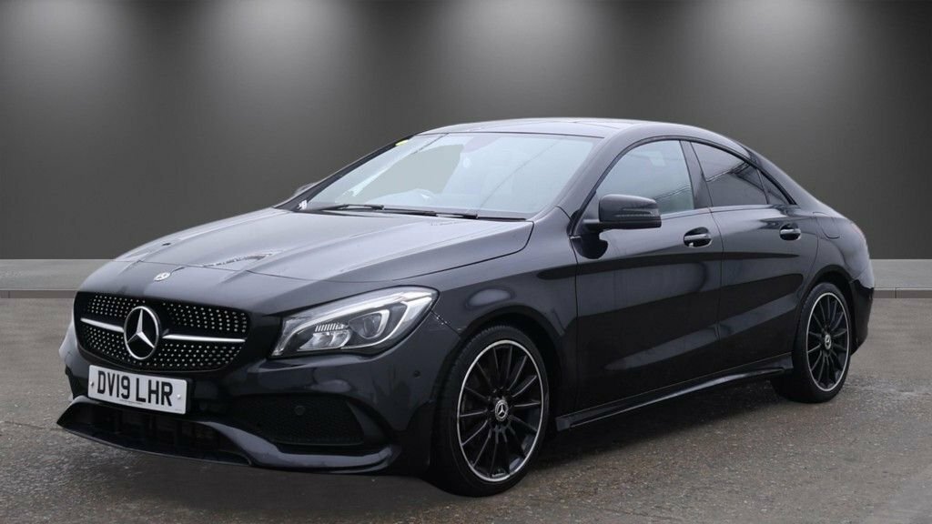 Mercedes-Benz CLA Class 1.6L Amg Line Night Edition Black #2