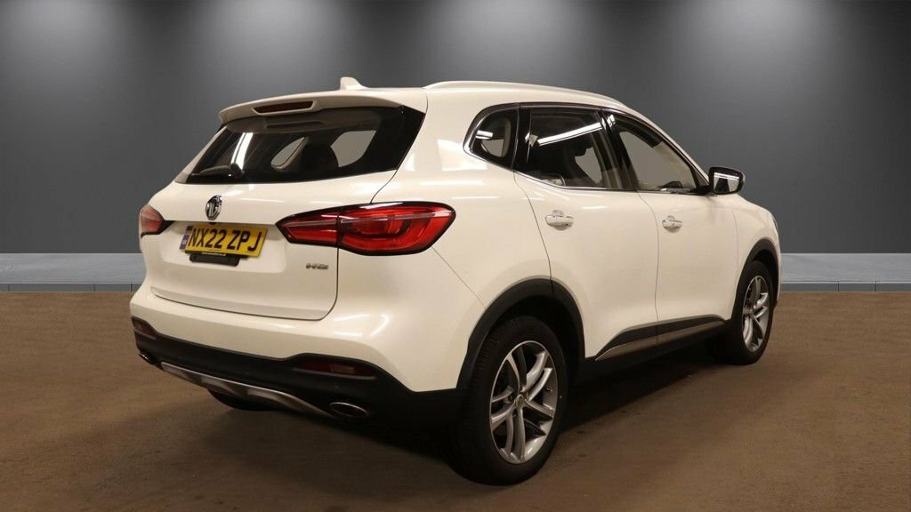 MG HS 1.5L Exclusive White #4