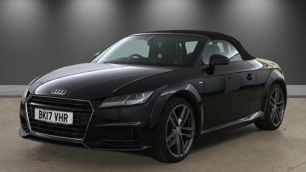 Audi TT 2L S Line Black #2