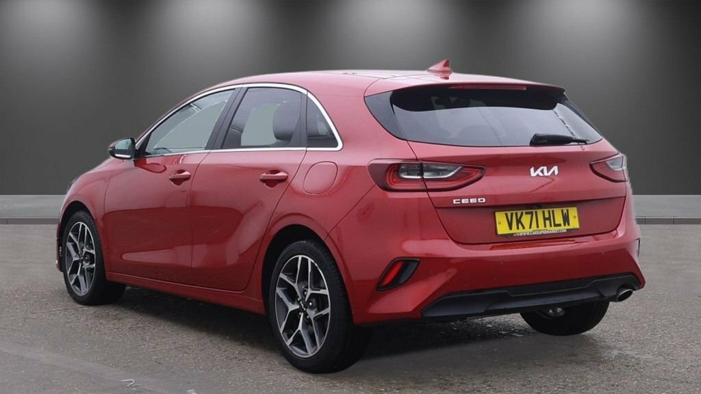 Kia Ceed 1.5L 3 Red #3
