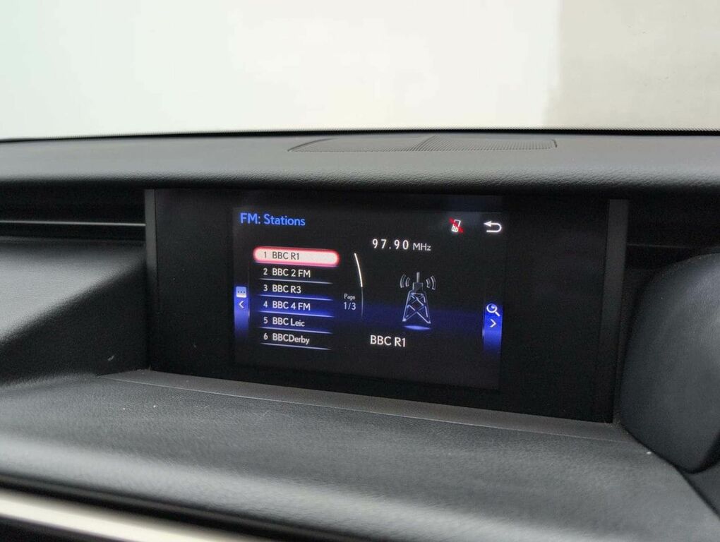 Lexus IS 300H Cvt Comfort Pack Black #13