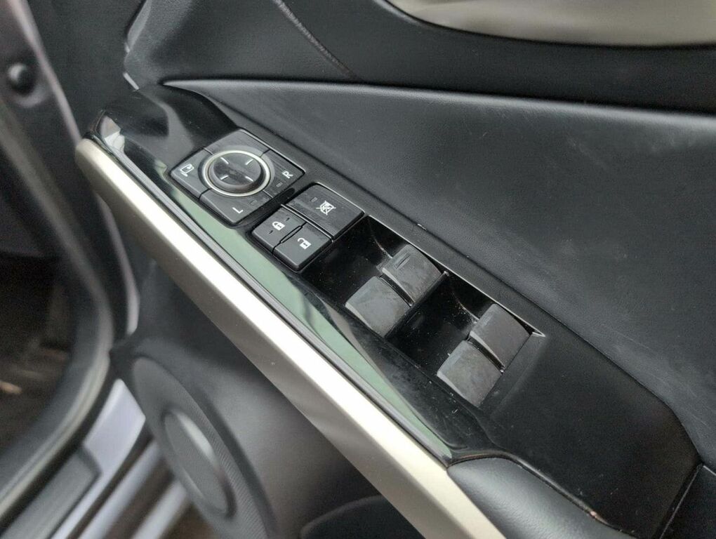 Lexus IS 300H Cvt Comfort Pack Black #23